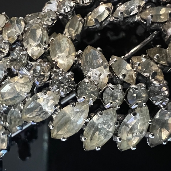 Vintage Sherman Brooch Clear Rhinestones 50's signed - Picture 10 of 13